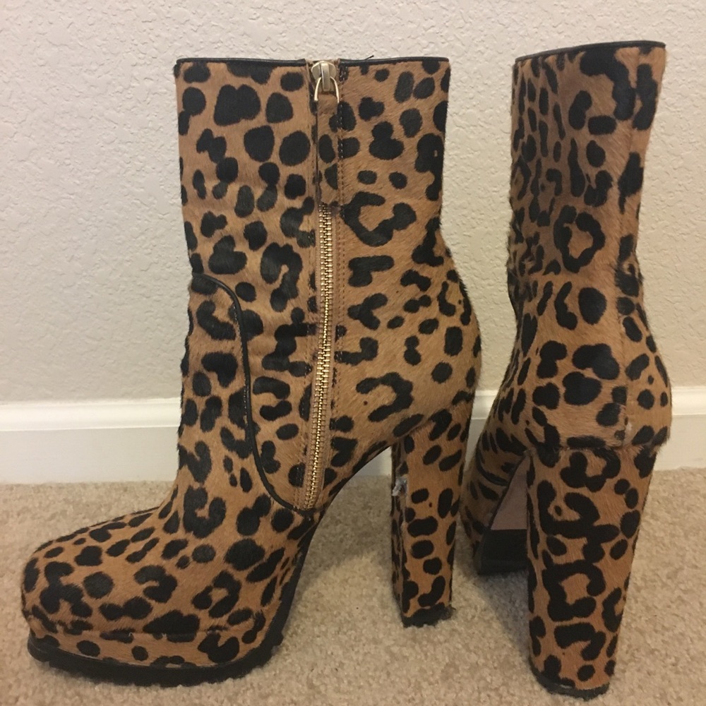 Alice & Olivia Leopard Boots